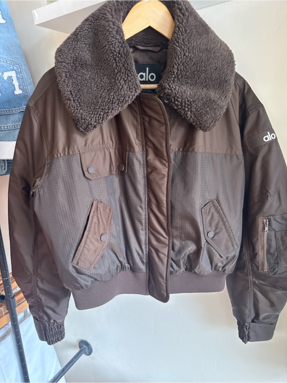 ALO Yoga Women’s Expresso Brown Sherpa Collar Bomber Jacket
